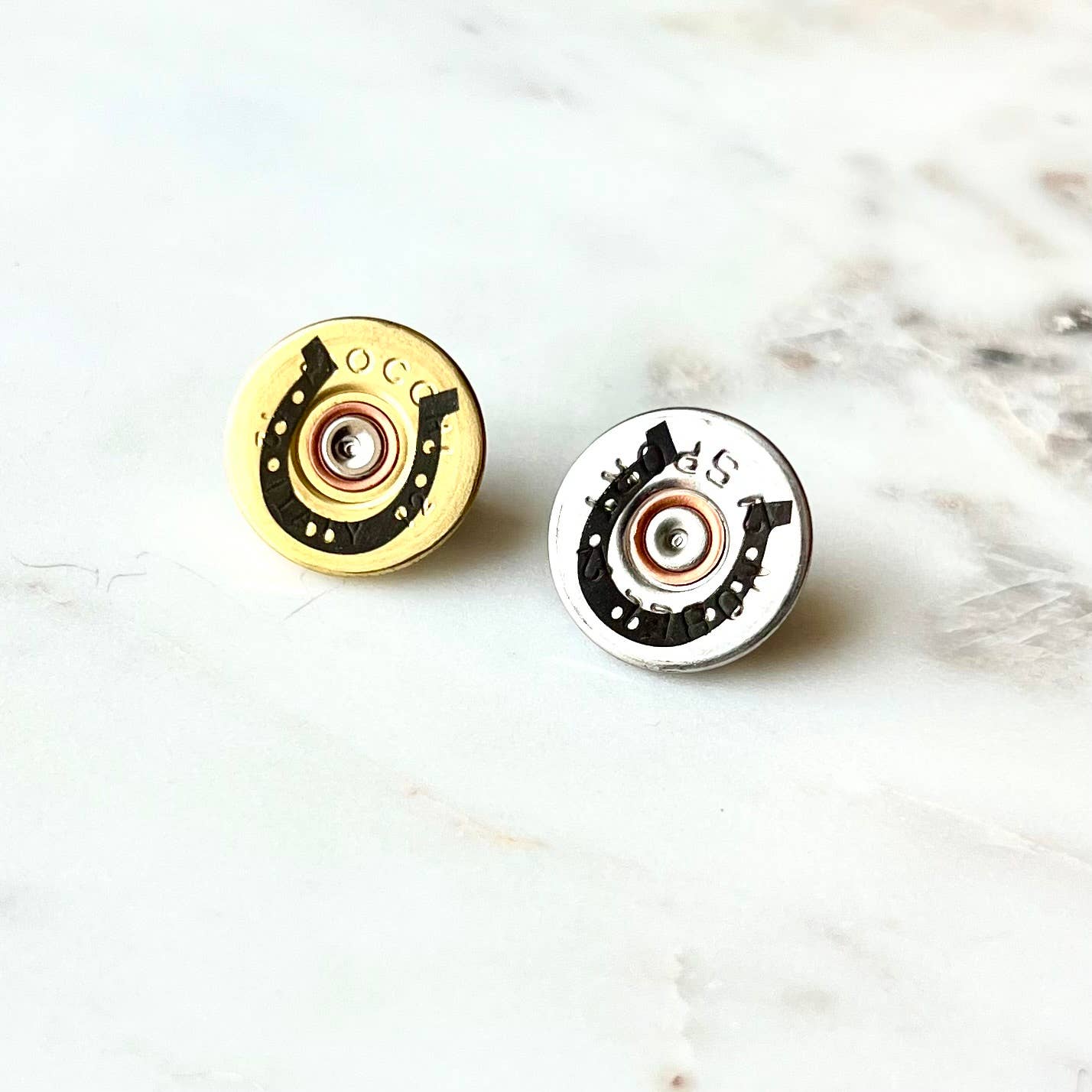 Shotgun Shell HORSESHOE Pin