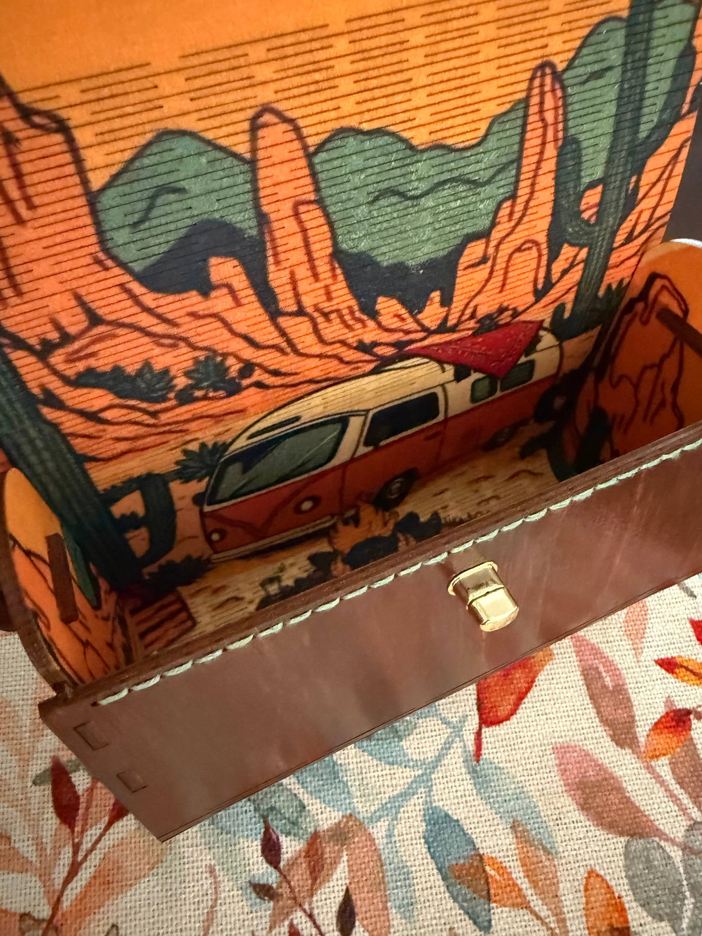 Desert Camper Shoulder bag