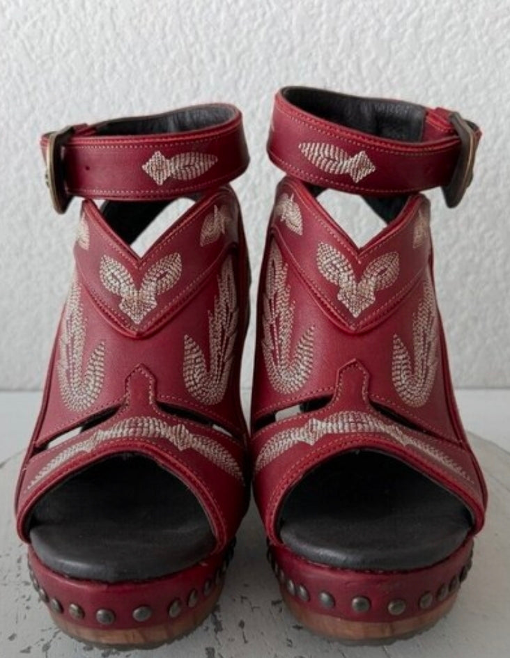 Lane Boots LEXINGTON Womens Red Wedges Western Sandals Wooden Heel Womens Size 8
